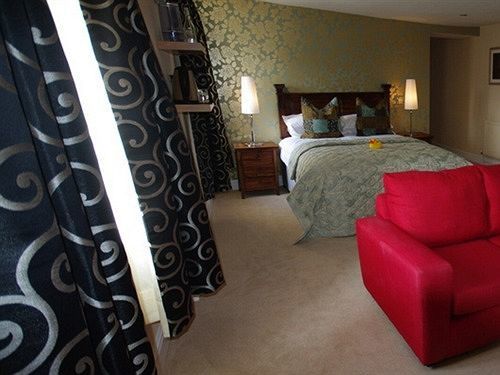 The Ship And Castle Hotel Chew Magna Bagian luar foto